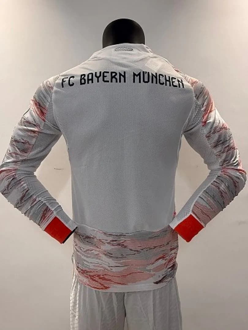 Bayern Munich 2025/26 Away Jersey, Long Sleeve, Player Version — 1